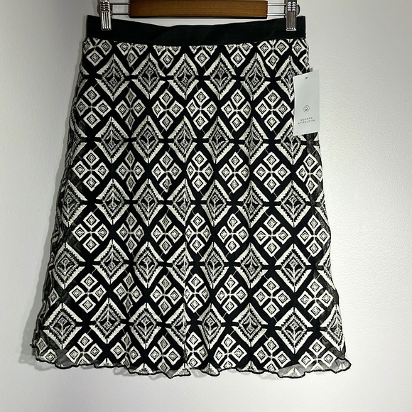 Modern Attraction Aline Midi Skirt Size Small Diamond Pattern Black/Ivory NWT - Picture 2 of 6